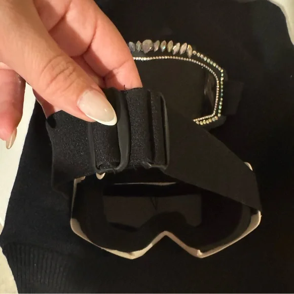 Crystal Embellished Black Ski Goggles - Picture 6 of 6
